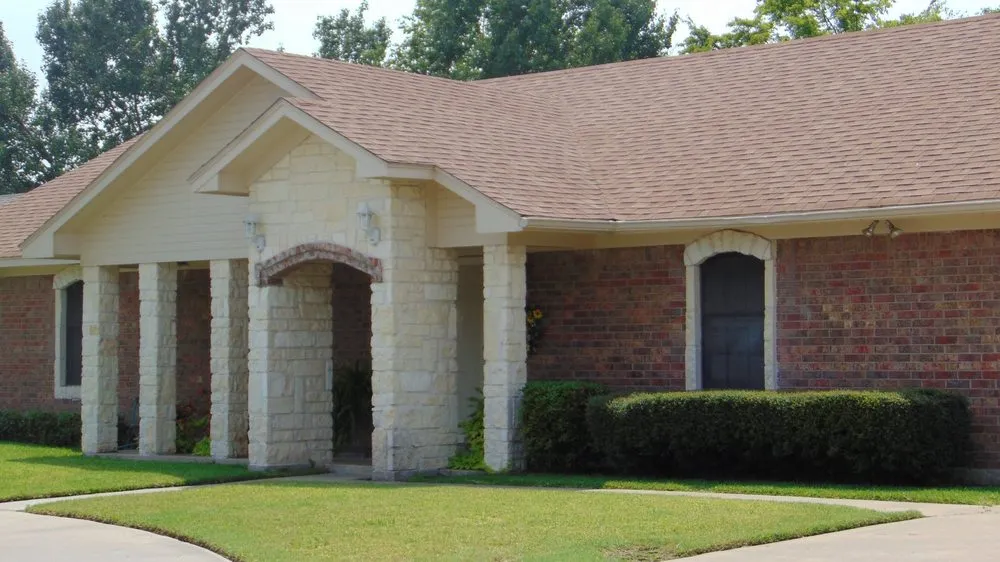 Slide of Glenn Dixon Construction and Roofing