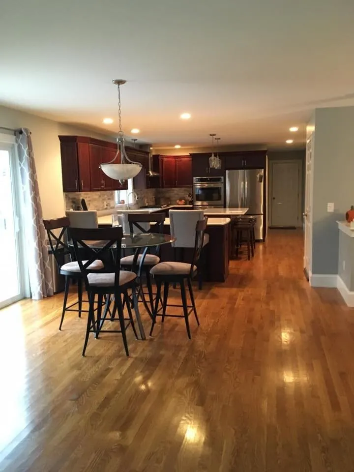 Slide of Glenn's Painting & Restoration