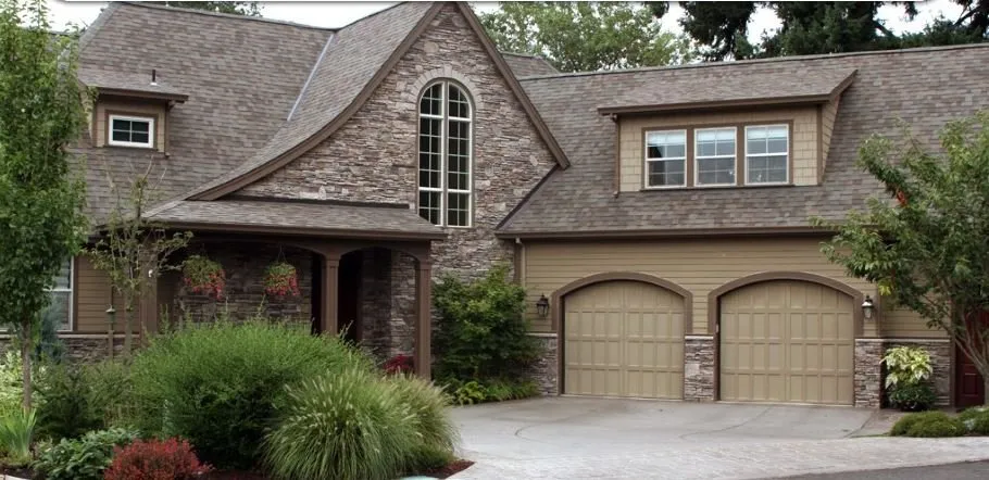 Slide of Glenwood Builders