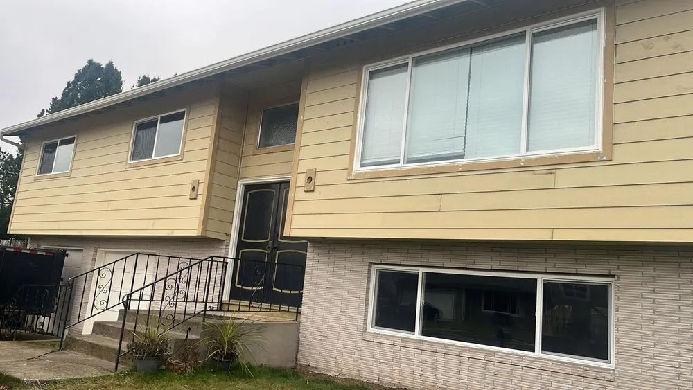 Slide of Global 1 Construction