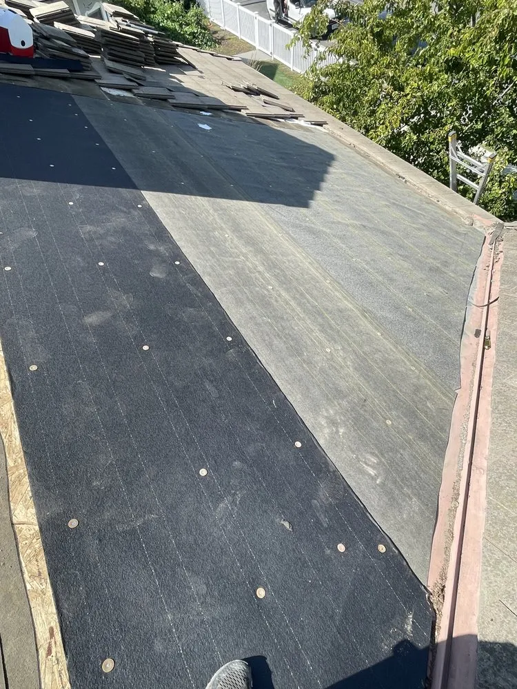 Slide of Global Elite Roofing