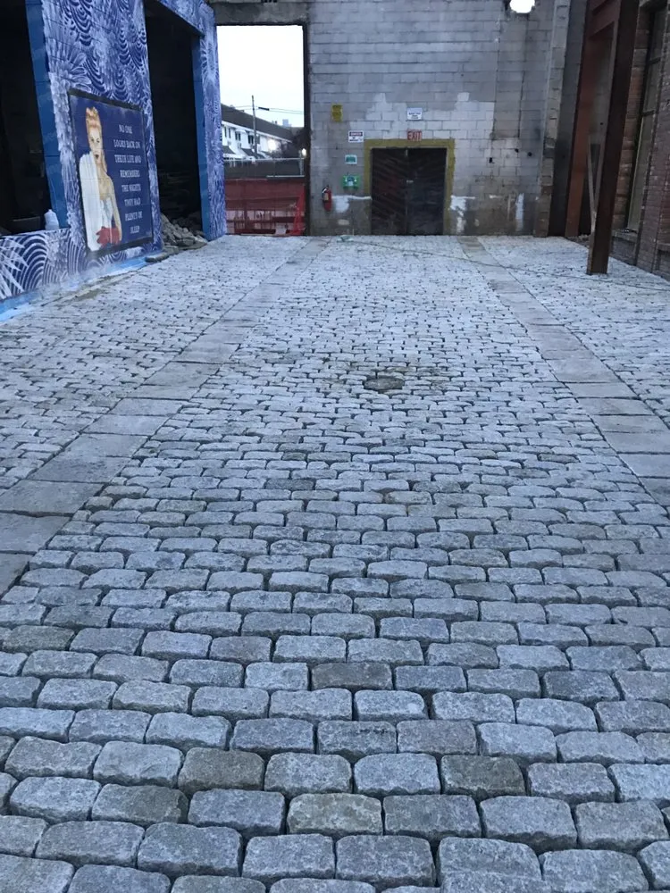 Slide of Global Hill Construction