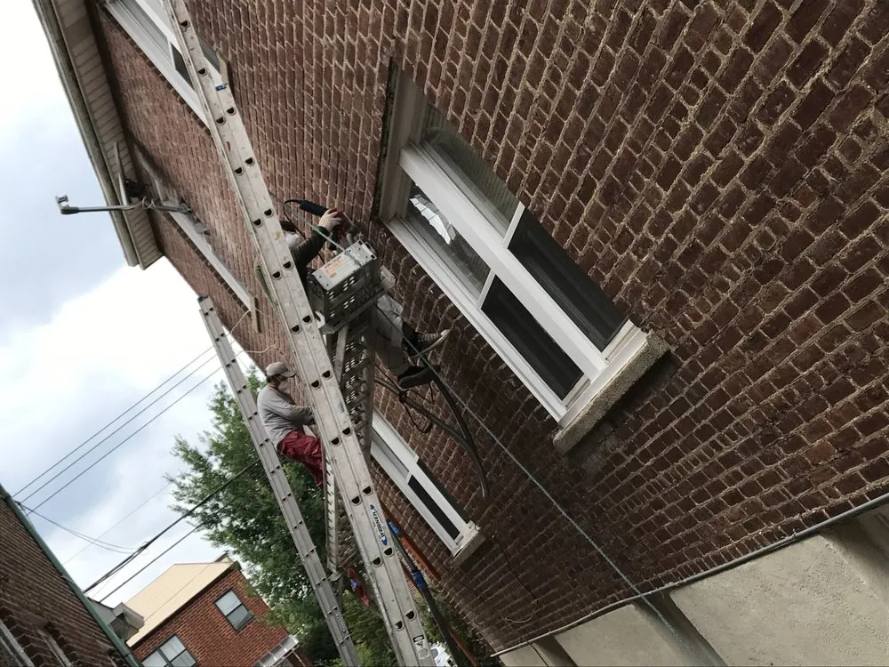 Slide of Global Hill Construction