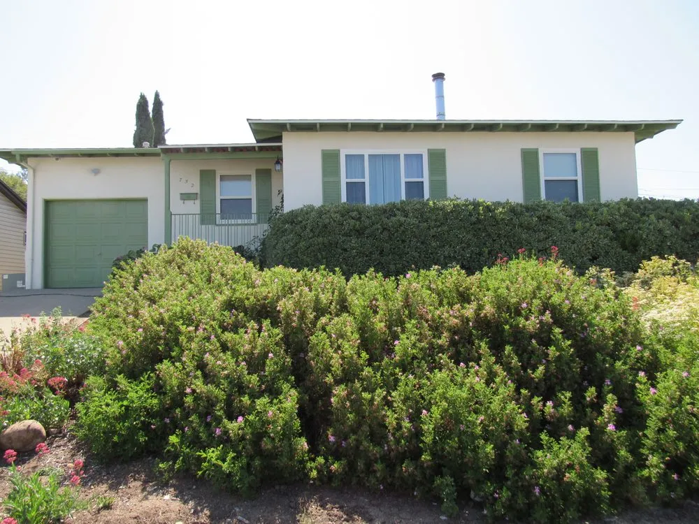 Slide of Global Investments Construction