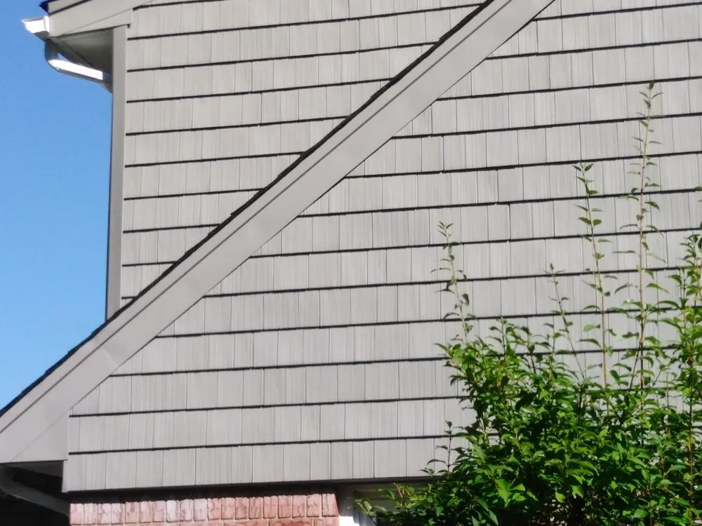 Slide of Global Roofing and Siding