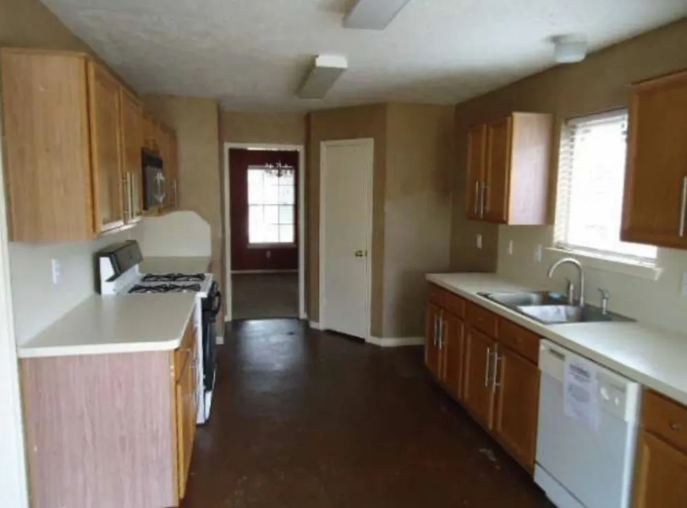 Slide of Global Service Company