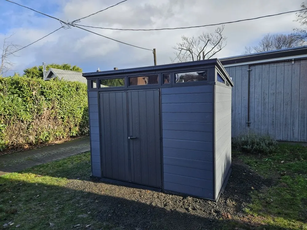 Slide of Glorious Roofing