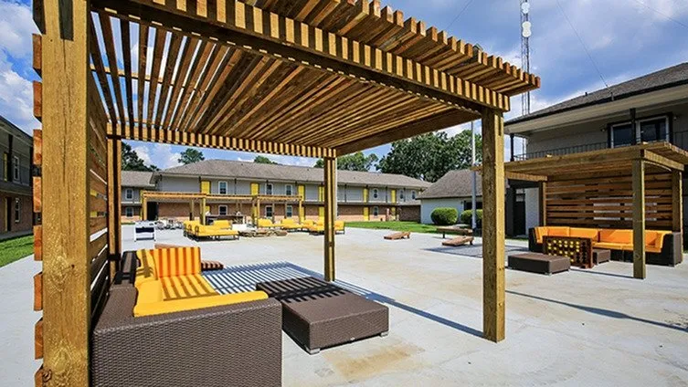 Slide of Glynn's Contracting