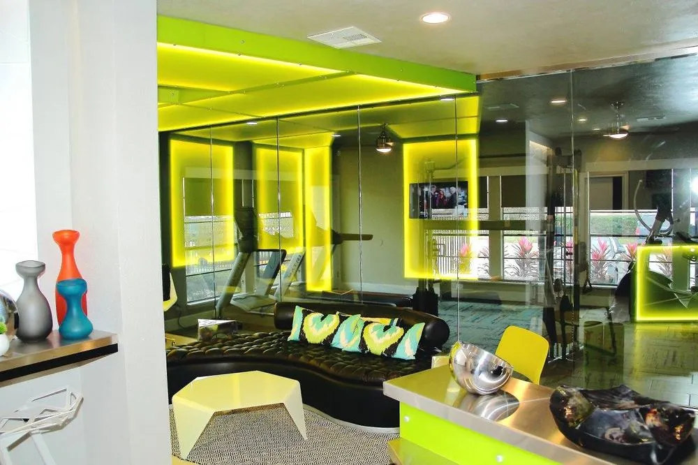 Slide of Glynn's Contracting