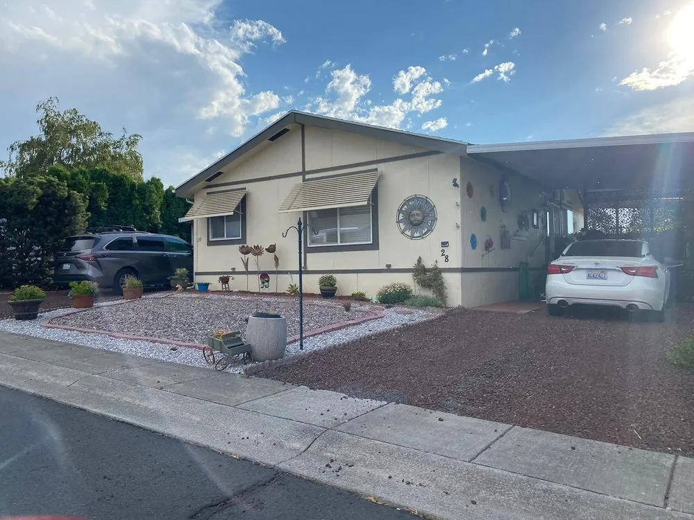 Slide of GM Concrete & Roofing