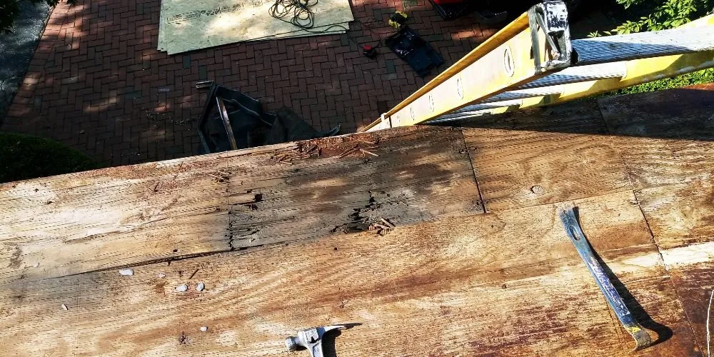 Slide of G&M Mourey Construction Roof Repair