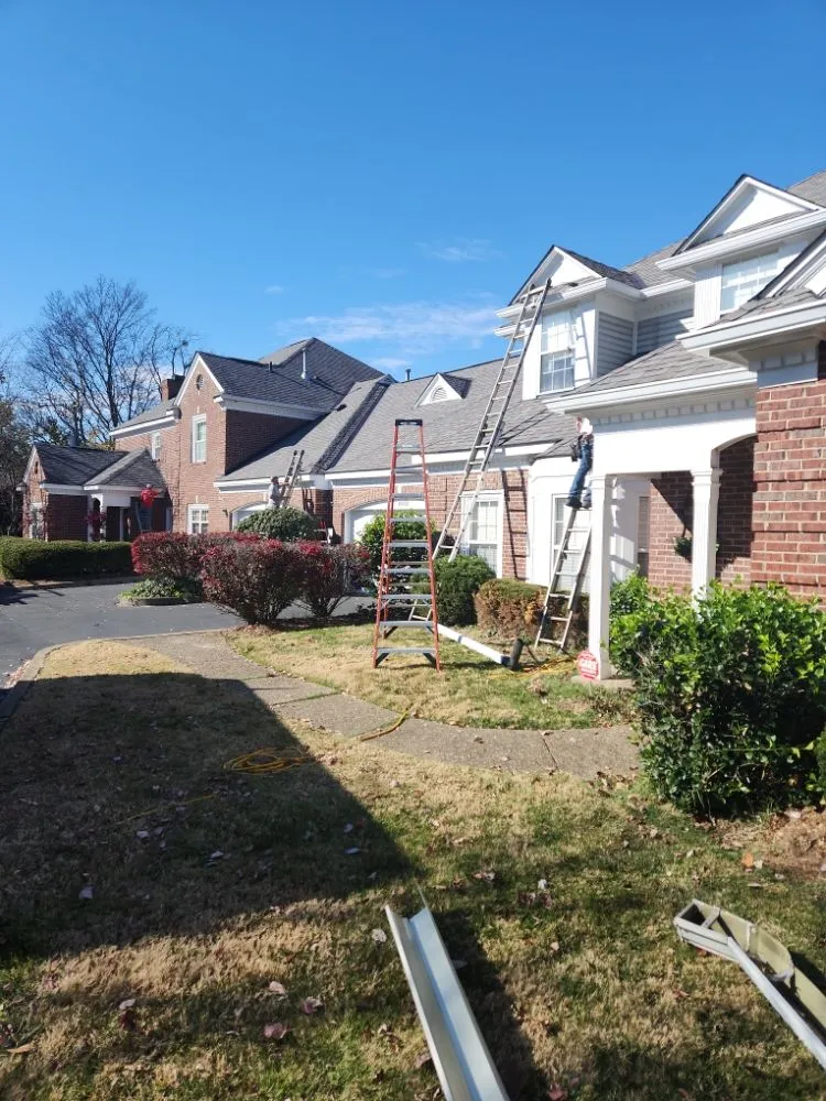 Slide of G/M Roofing & Gutter Topper