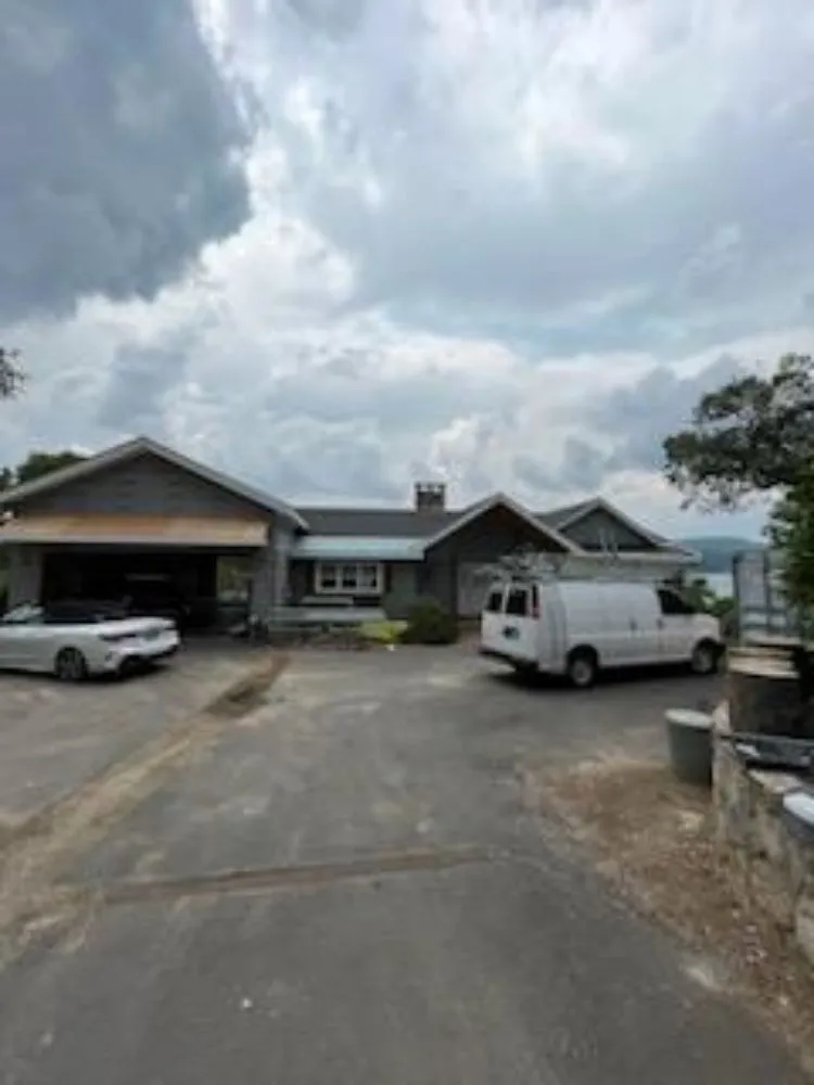 Slide of GM Roofing & Siding