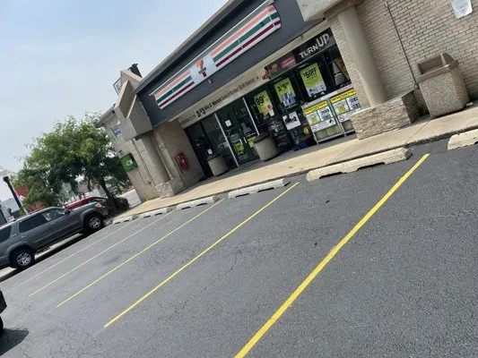 GM Seal Coating Paving Logo