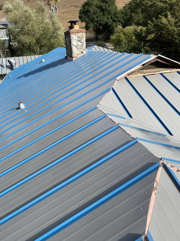 Slide of GMG Roofing