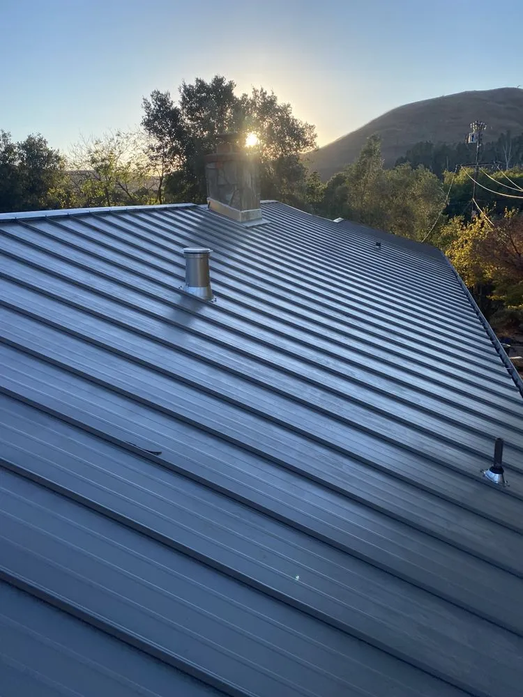 Slide of GMG Roofing