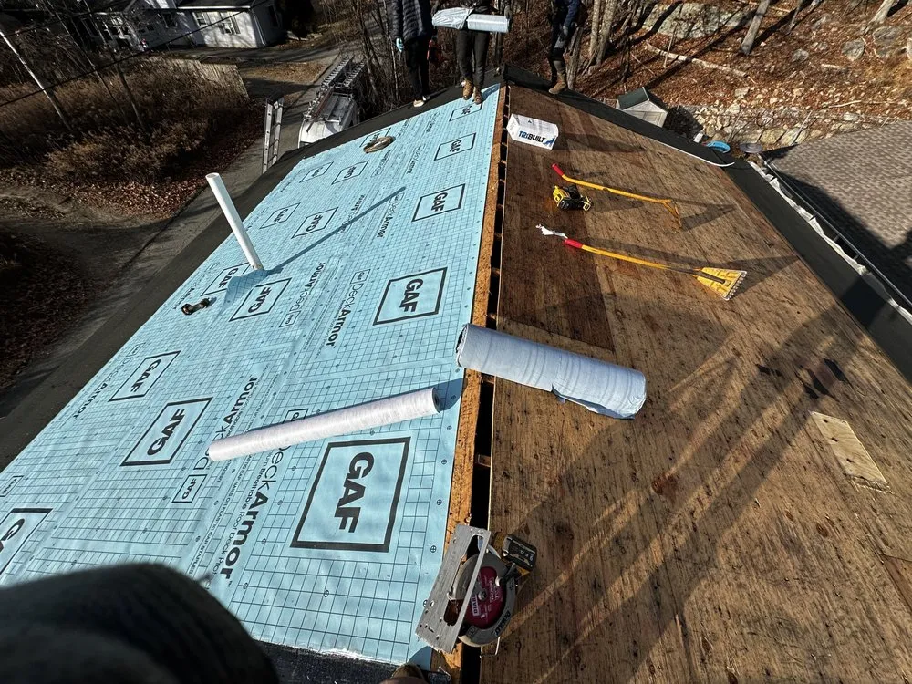 Slide of Géminis Roofing & Siding