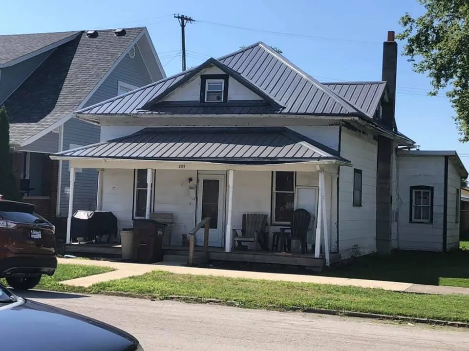 Slide of GMT Roofing