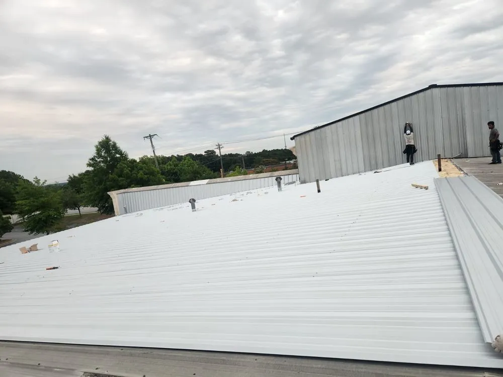 Slide of G&N Roofing