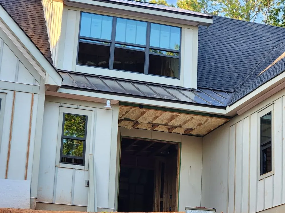 Slide of G&N Roofing