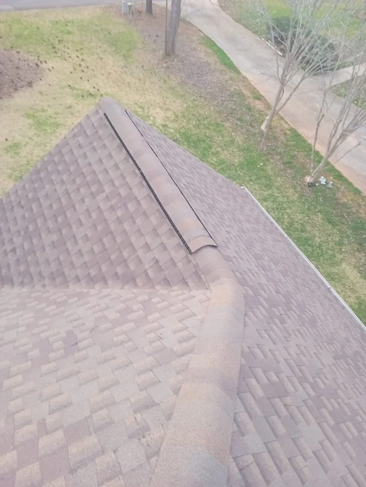 Slide of G&N Roofing