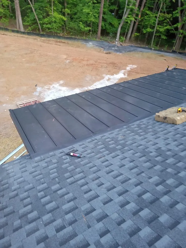 Slide of G&N Roofing