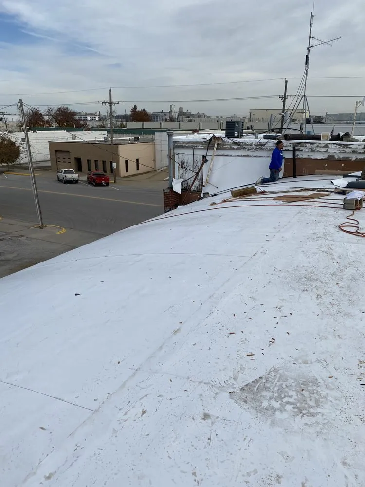 Slide of Gnak Services