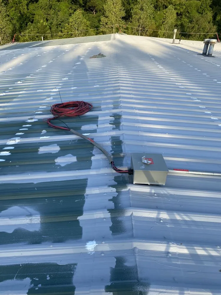 Slide of Gnak Services