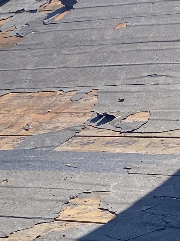 Slide of Gnak Services