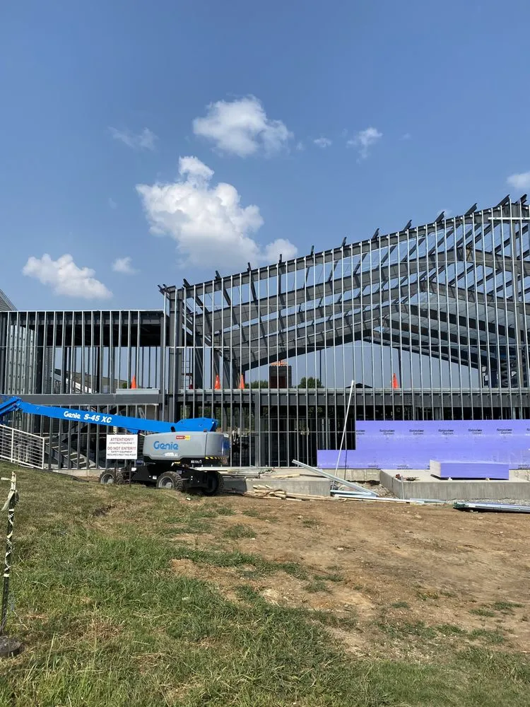 Slide of Gnak Services