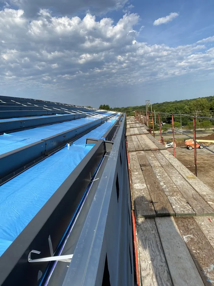 Slide of Gnak Services