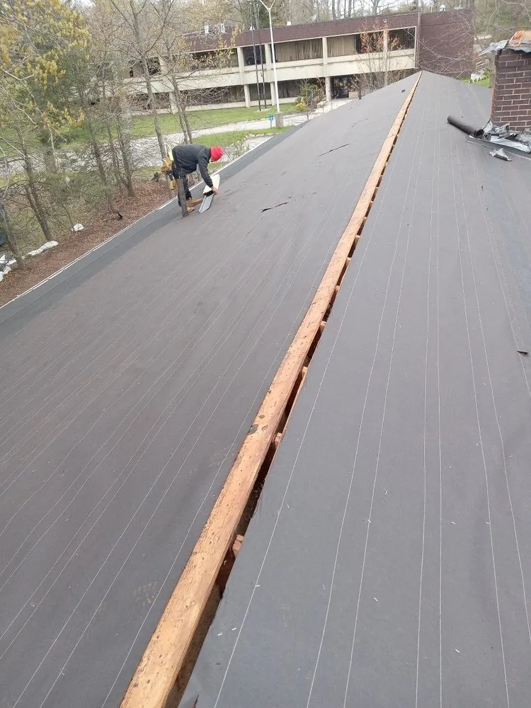 Slide of GNC Construction