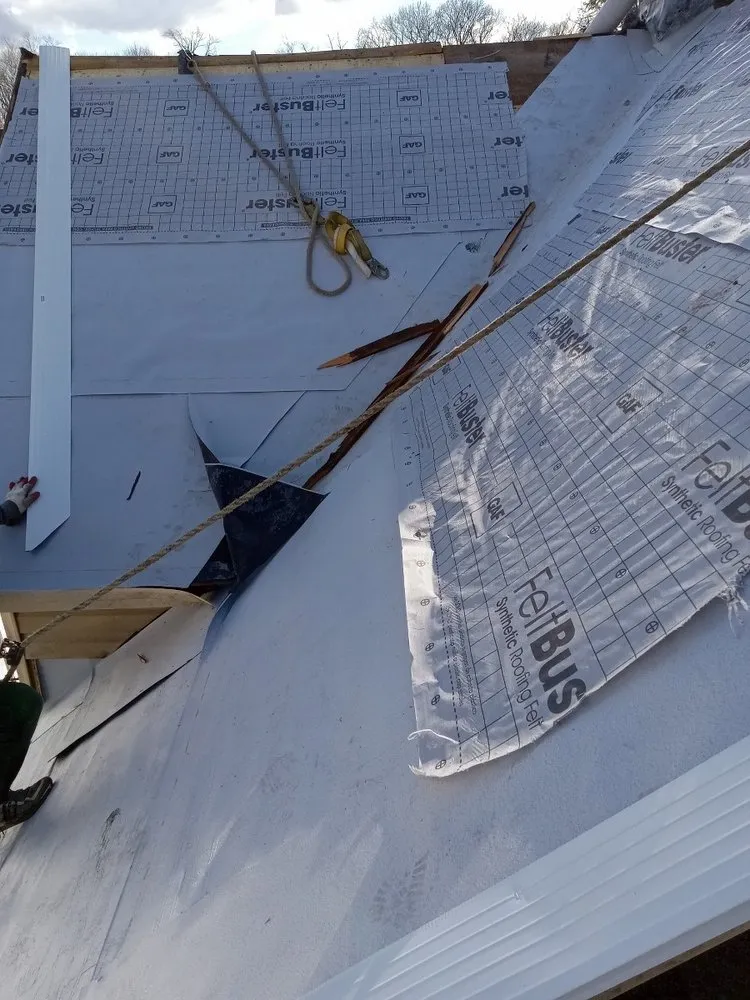 Slide of GNC Construction