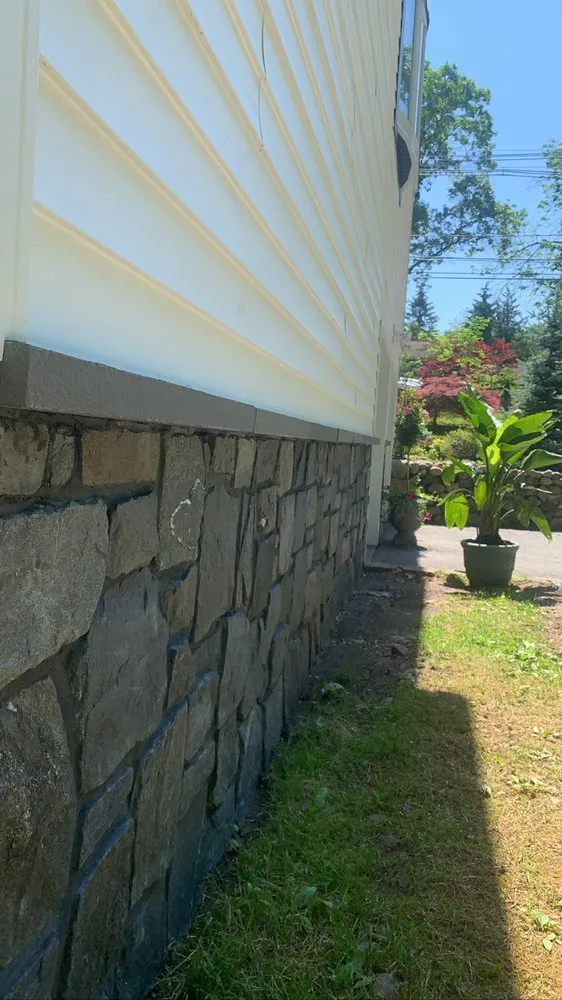 Slide of GNC General Construction