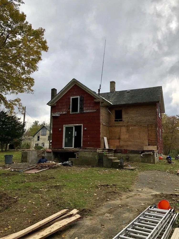 Slide of G&O Construction & Roofing