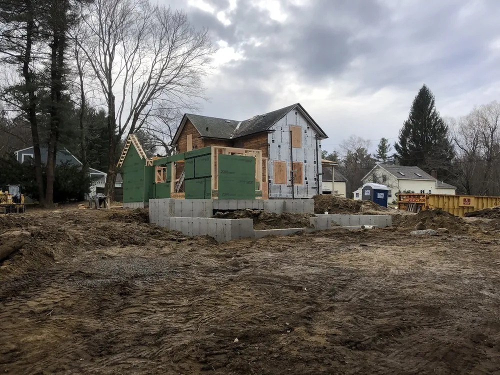 Slide of G&O Construction & Roofing