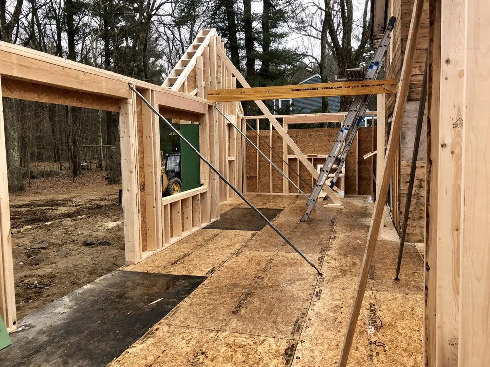 Slide of G&O Construction & Roofing