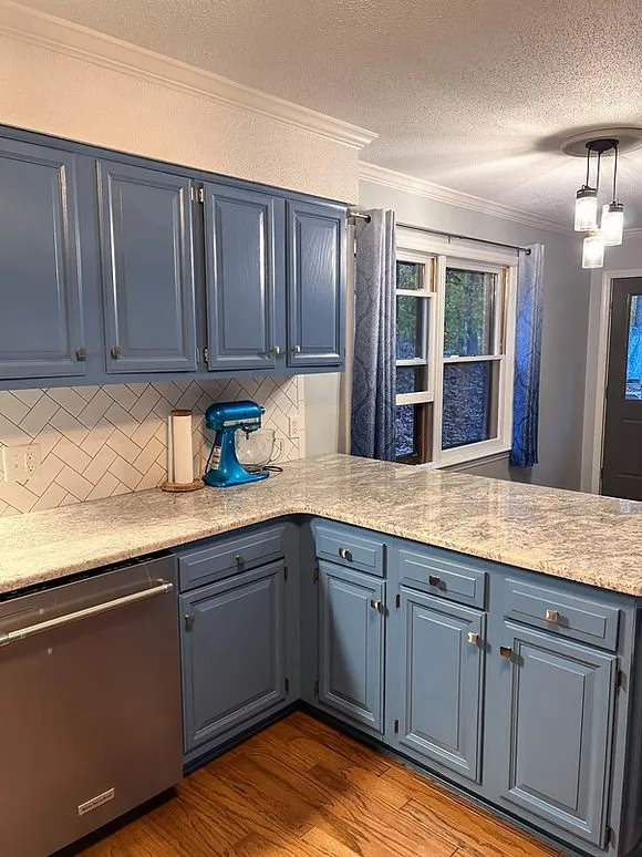 Slide of Go Hamm Construction