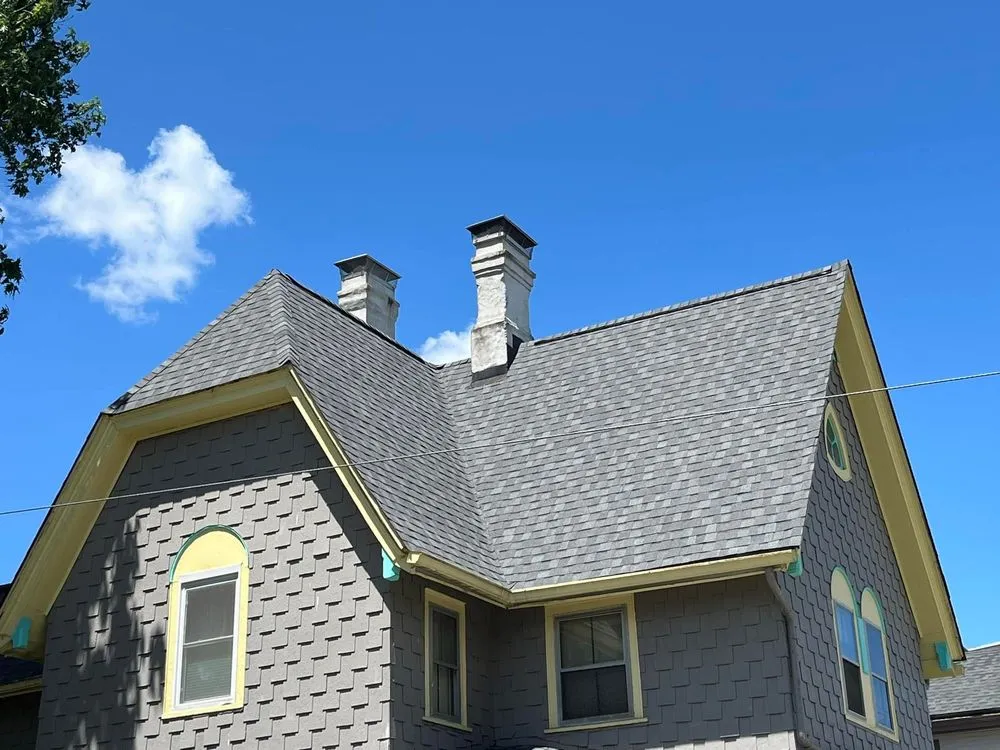 Slide of Go To Roofing