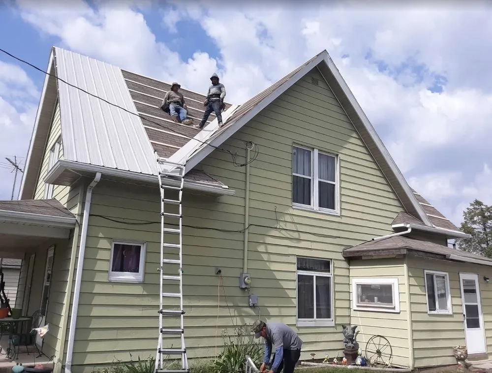 Slide of Godinez Construction