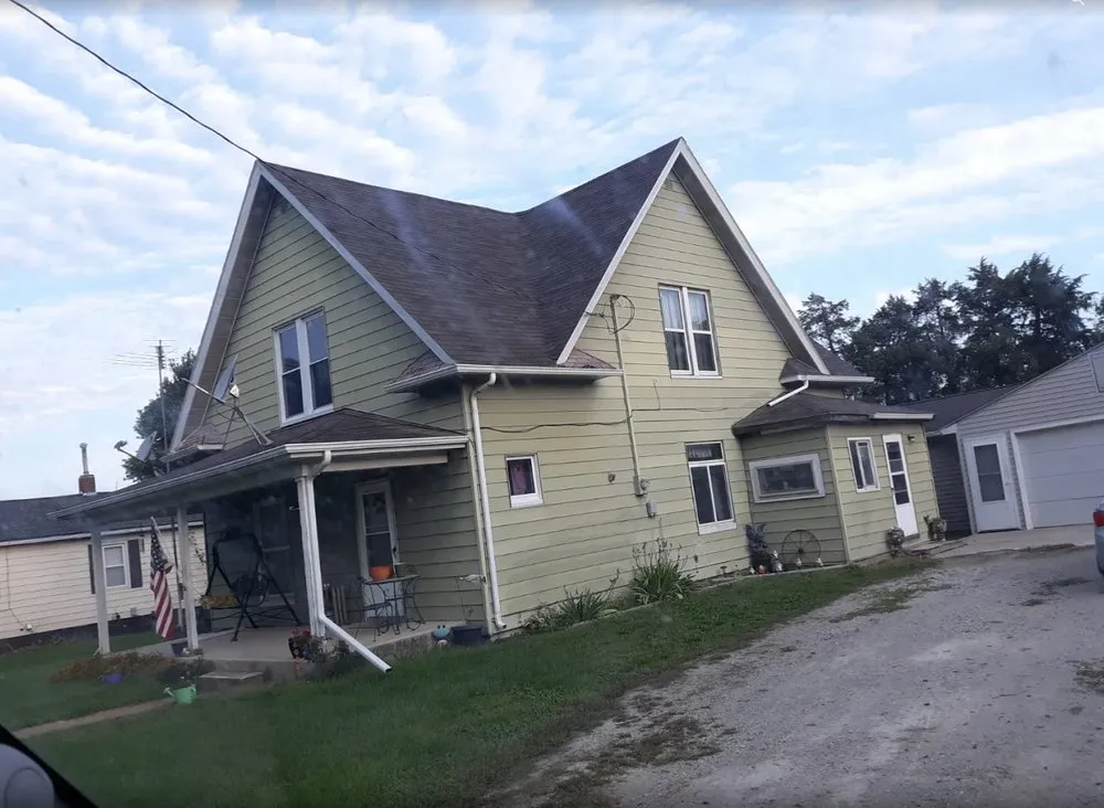 Slide of Godinez Construction