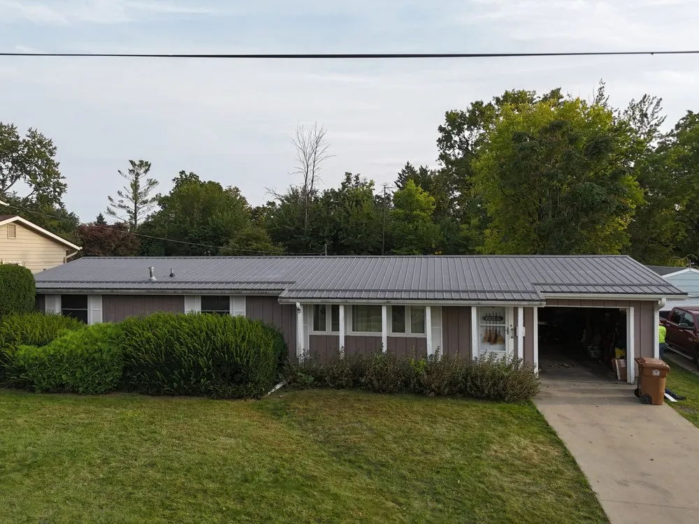 Slide of Godinez Roofing Construction