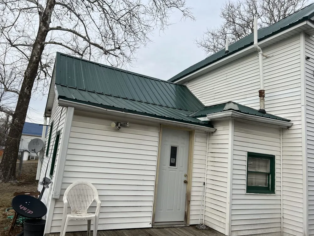 Slide of Godinez Roofing Construction