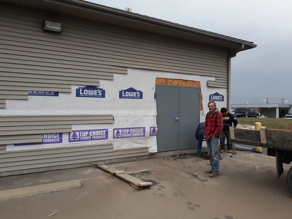 Slide of Goedert Builders