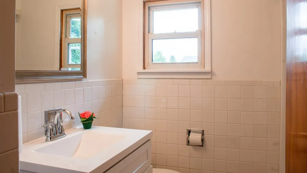 Slide of Goedert Builders