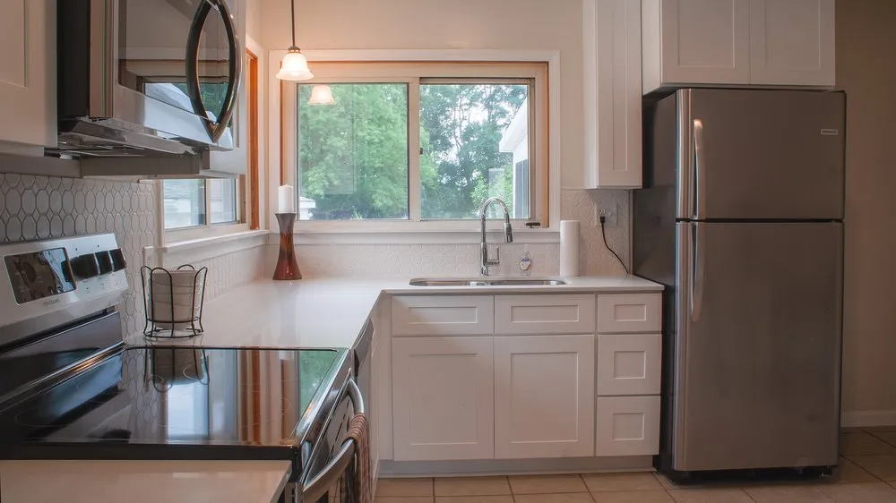 Slide of Goedert Builders