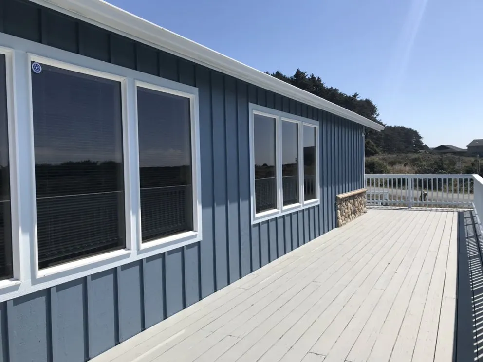 Slide of Gold Beach Handyman