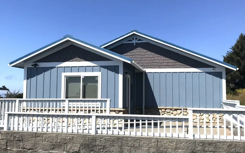 Slide of Gold Beach Handyman