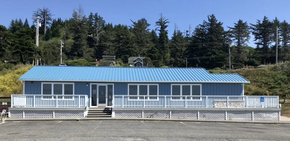 Slide of Gold Beach Handyman