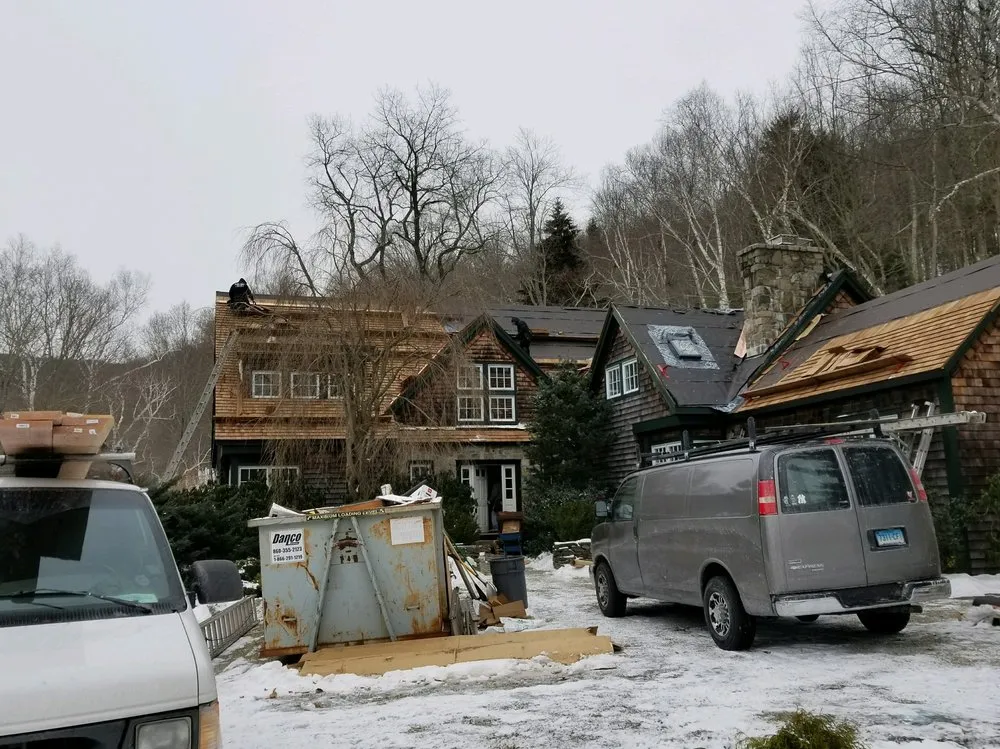 Slide of Gold Coast Roofing